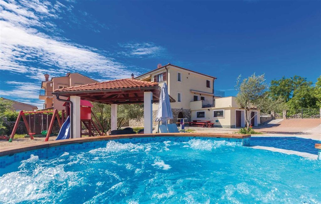 Sveti Vid Dobrinjski Villa | Holiday house Dobrinj for 14 persons with 6 bedrooms - Villa