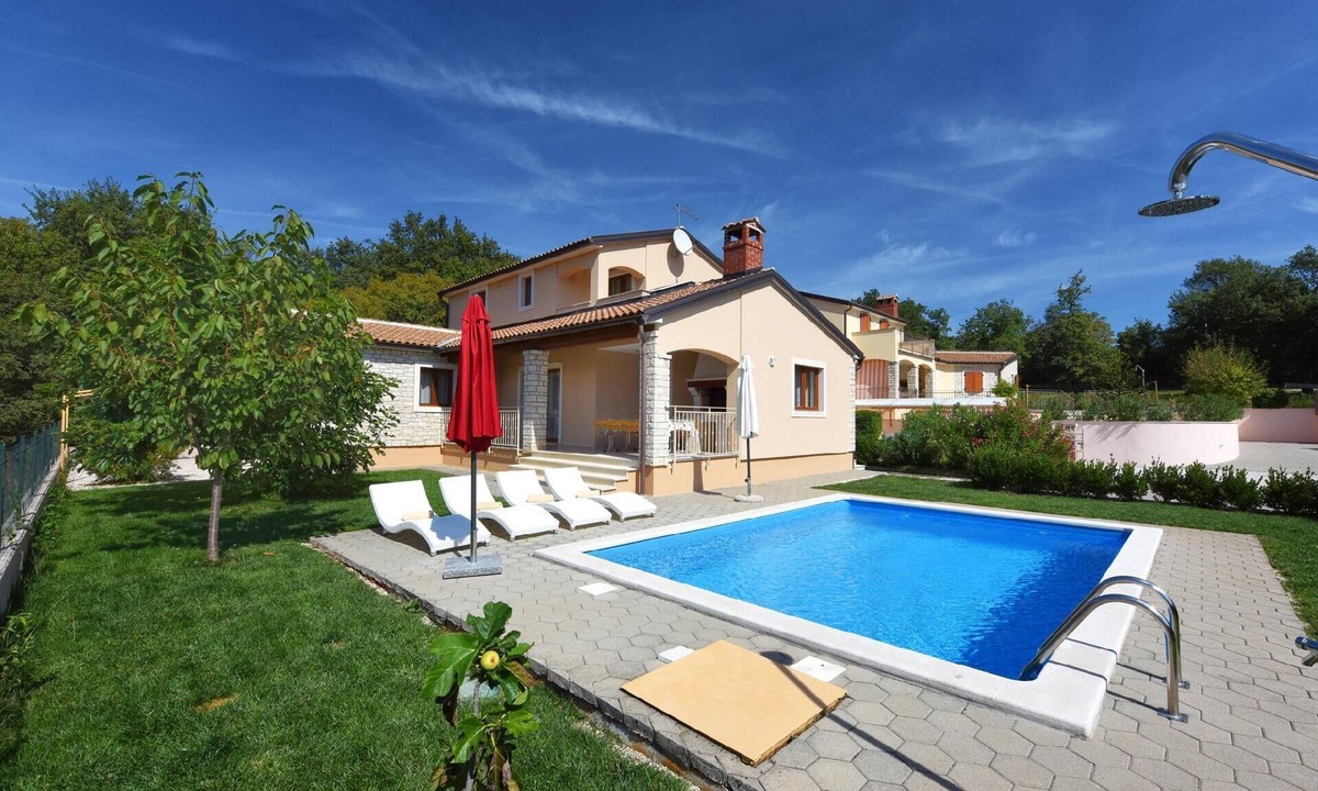 Mofardini House | Holiday house for 6 persons approx. 140 qm in Sveti Lovreč, Istria (Istrian Riviera)