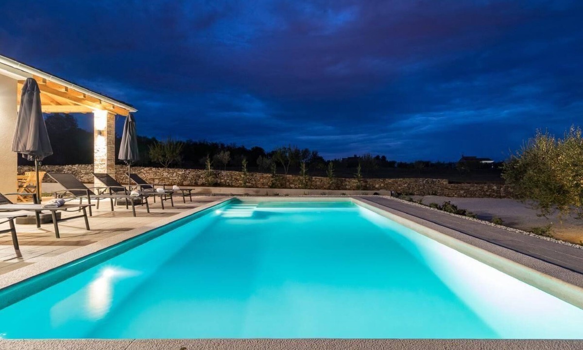 Galizana House | Holiday house Galizana for 1 - 6 persons with 3 bedrooms - Holiday home