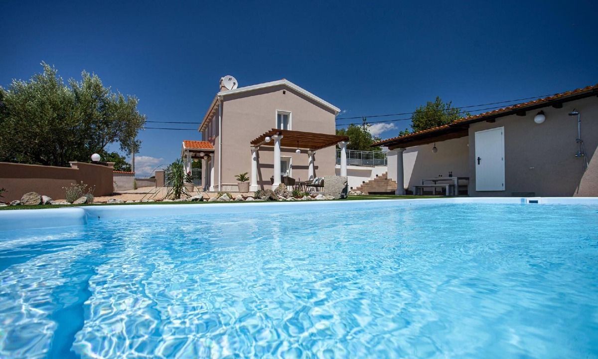 Nenadici House | Holiday house Krk (Stadt) for 1 - 6 persons with 2 bedrooms - Holiday home