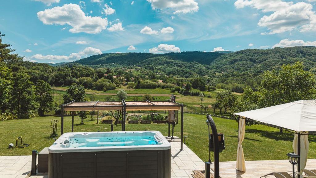 Donja Stubica Apartment | Holiday House Lidija & Ivana - Counter-Current Pool & Wellness in Zagorje Hills