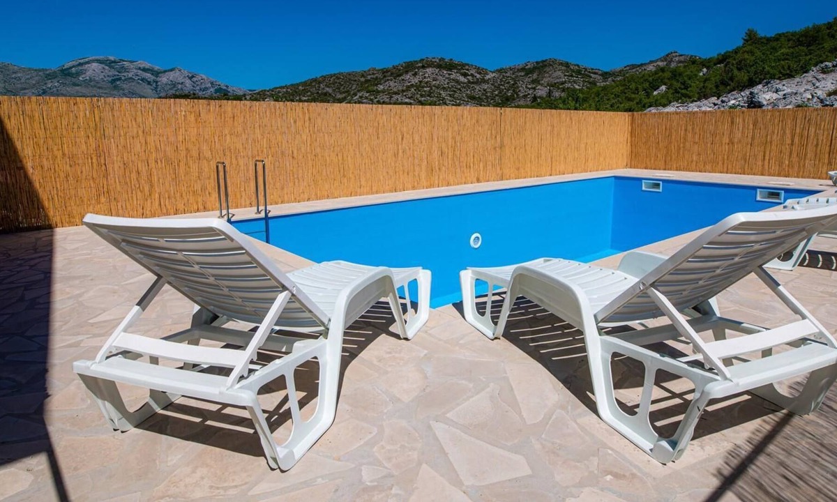 Zavala House | Holiday house Neum for 10 - 14 persons with 6 bedrooms - Holiday home