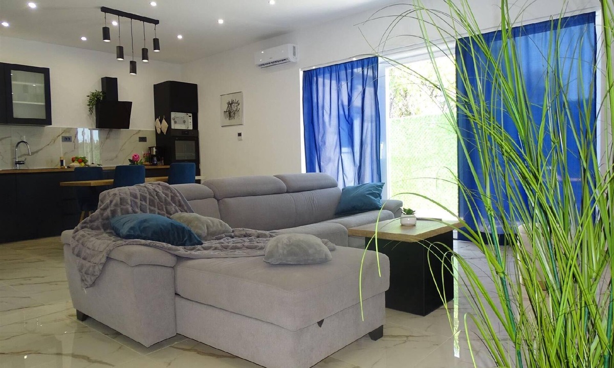 Pristeg House | Holiday house Parancin