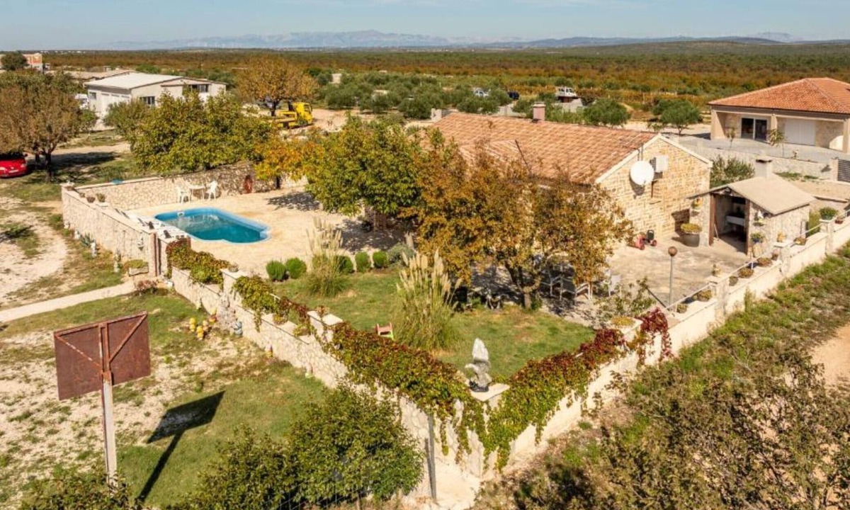 Stankovci House | Holiday House Šimun - Three bedroom Holiday house with pool