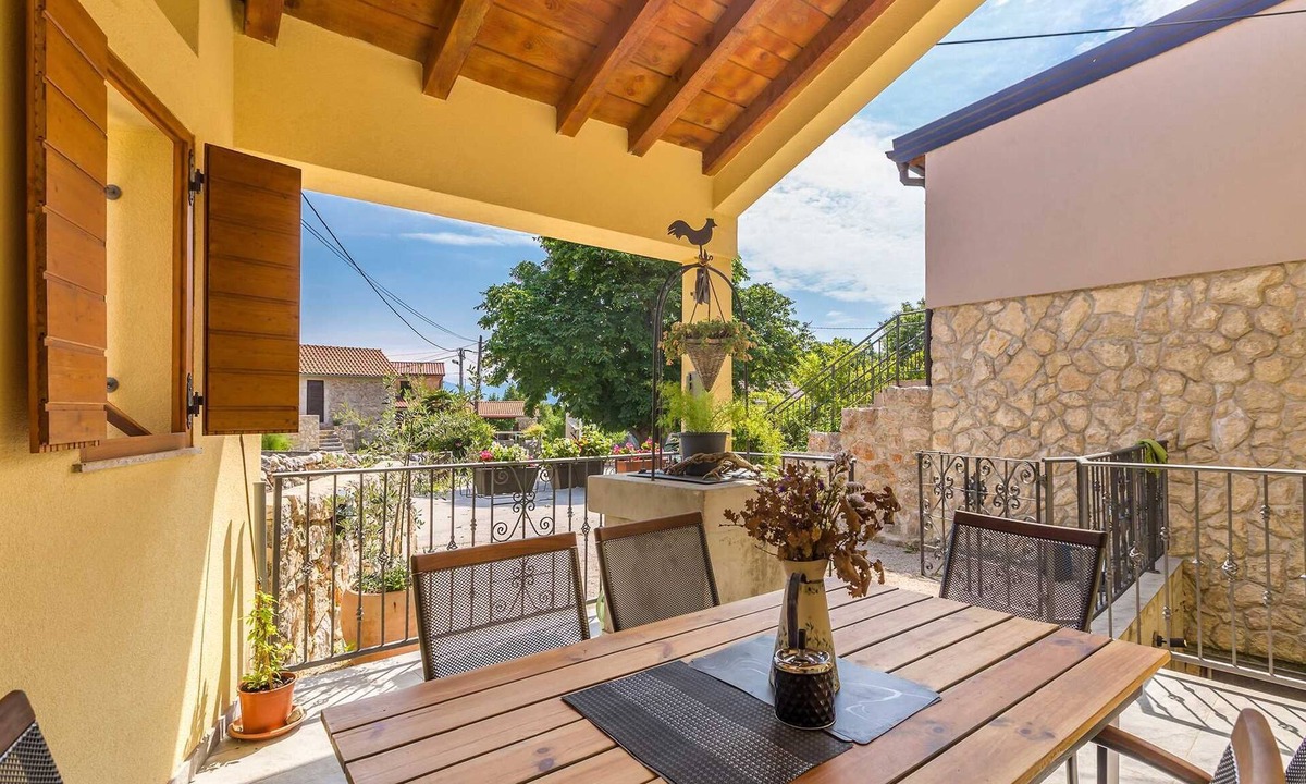 Risika House | Holiday house SVJETLANA with a beautiful view