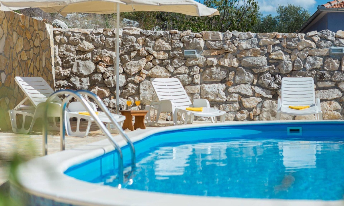 Ljubitovica House | Holiday house Trogir for 1 - 6 persons with 2 bedrooms - Holiday house