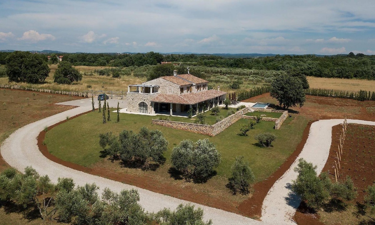 Finida House | Holiday house Umag for 1 - 10 persons with 4 bedrooms - Holiday home