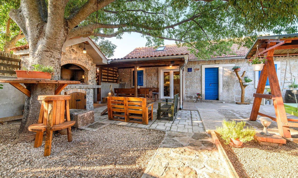 Sibenik House | Holiday house with a swimming pool Konjevrate, Krka (K-24925)
