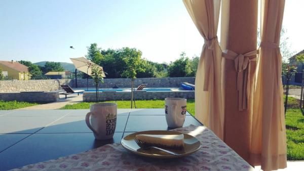 Galovac House | Holiday house Zemunik for 1 - 8 persons with 2 bedrooms - Holiday house