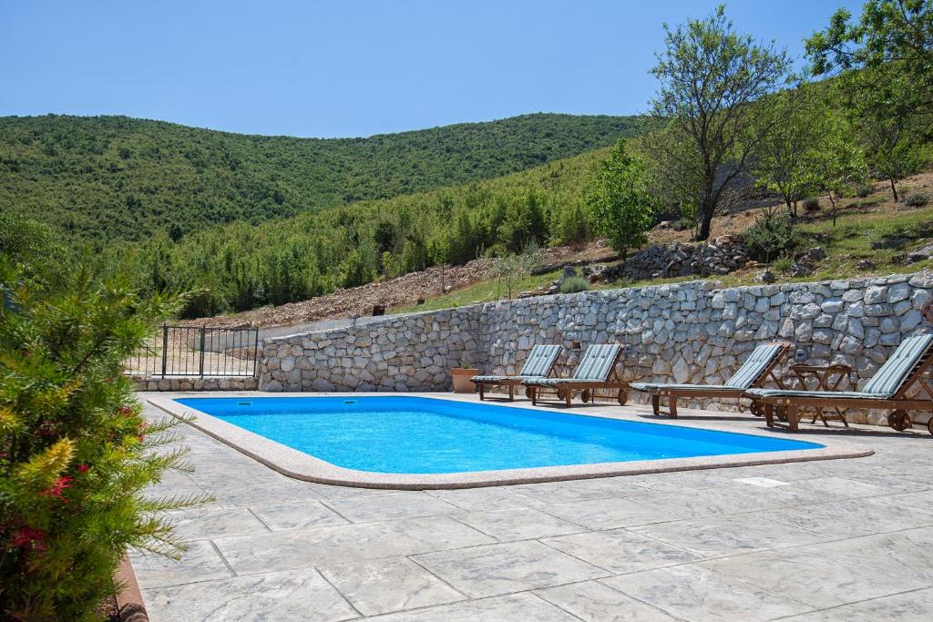 Primorski Dolac Villa | Holiday Villa Anna