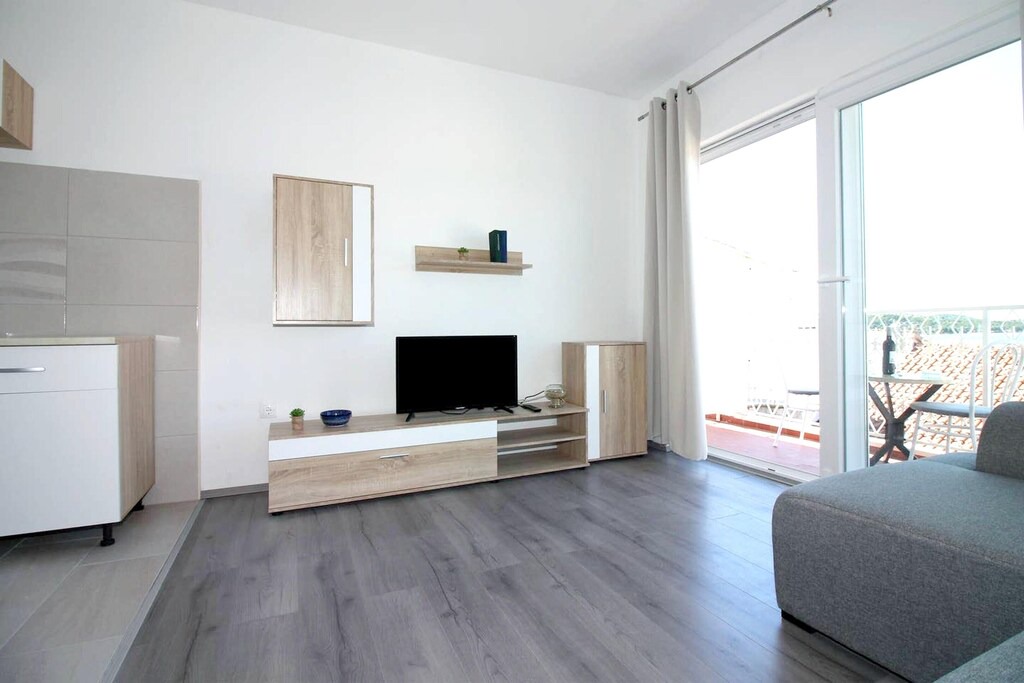 Tijesno Apartment | Homerez last minute deal - Amazing apartment in Tisno and Wifi