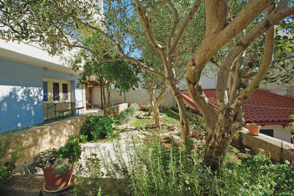Tijesno Apartment | Homerez last minute deal - Amazing studio in Tisno and Wifi