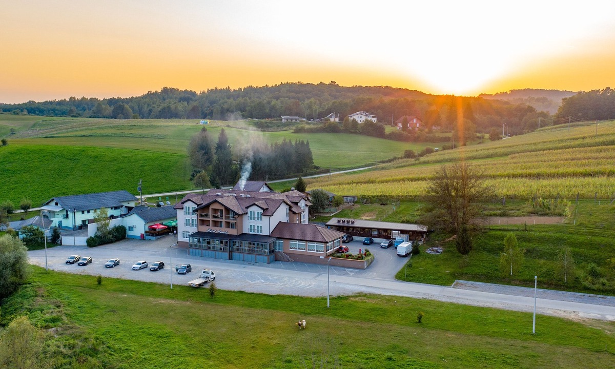 Netretic Hotel | Hotel Amarilis