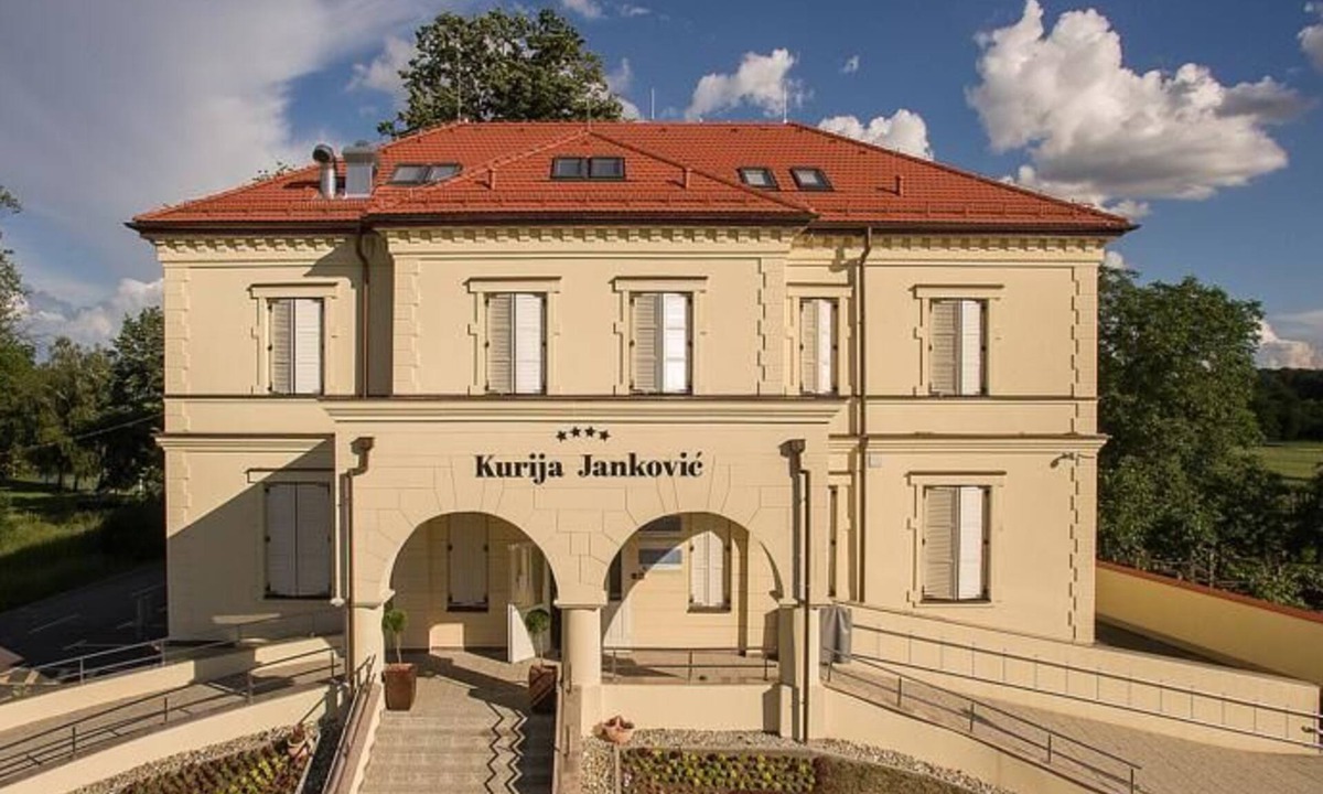 Lukac Hotel | Hotel Kurija Janković