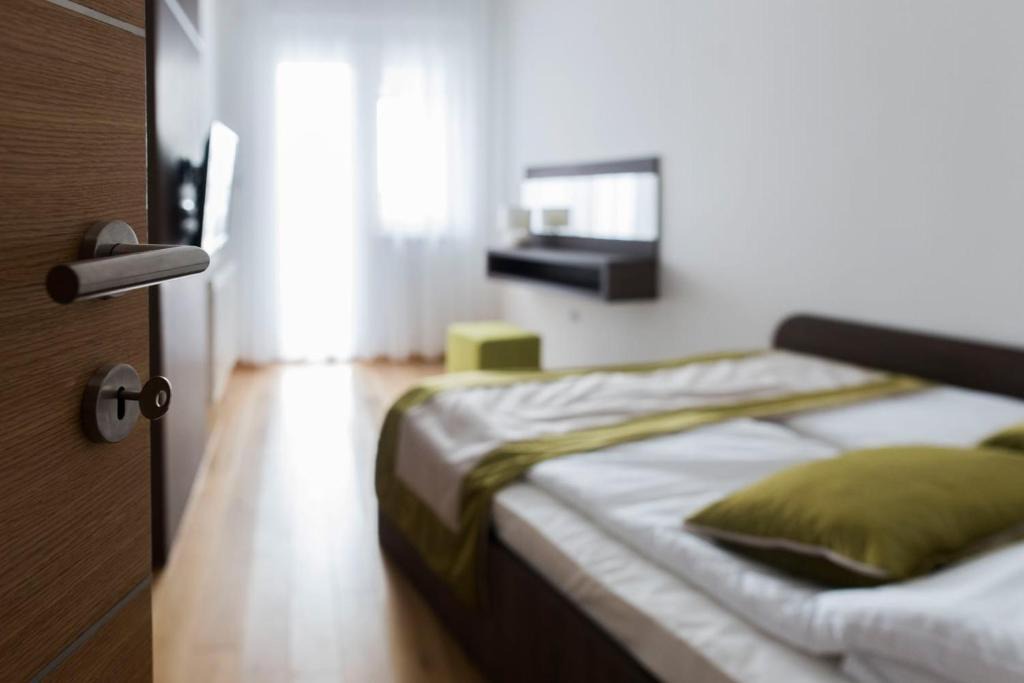 Starigrad Hotel | Hotel Riviera