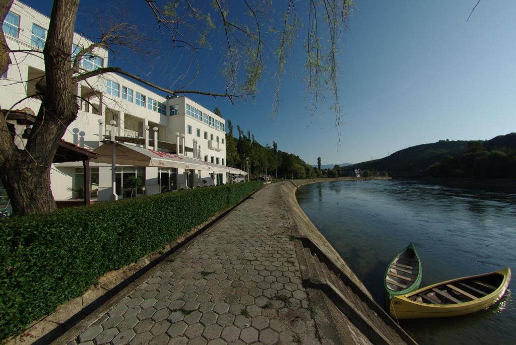 Trilj Hotel | Hotel Sv. Mihovil