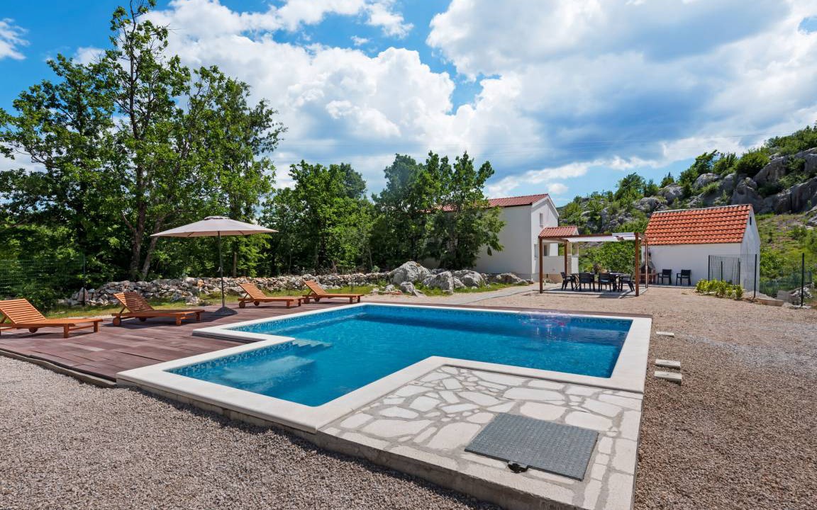 Neoric House | House ∙ 4 bedrooms ∙ 10 guests