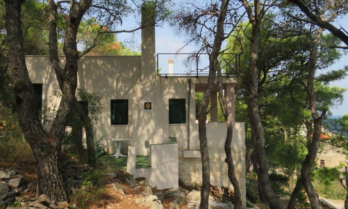 Zirje House | House Holiday Lodge (118921-K1) - Zirje - island Zirje
