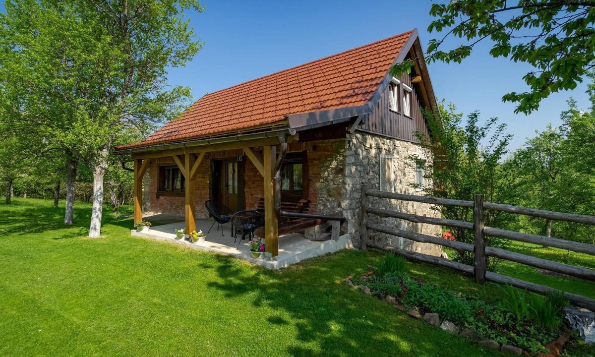 Skrad House | House in Sleme Skradsko with hot tub and Parking