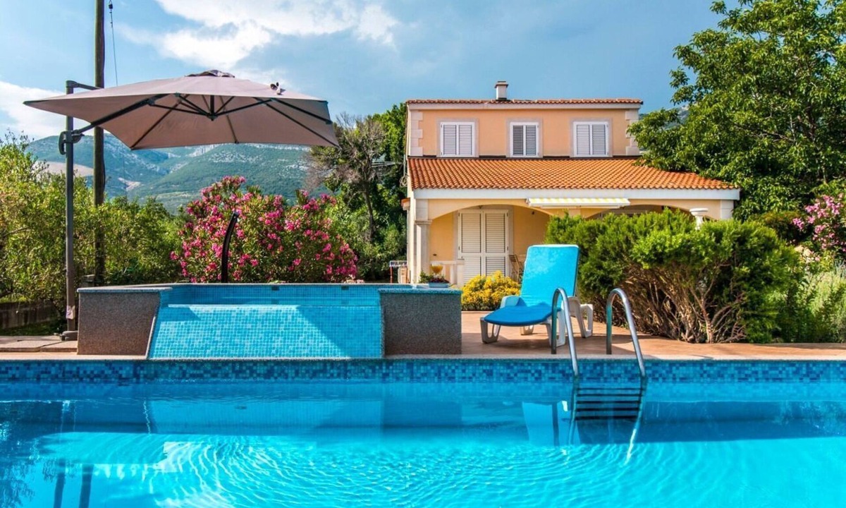 Rudine House | House Mare (109171-K1) - Kastel Novi