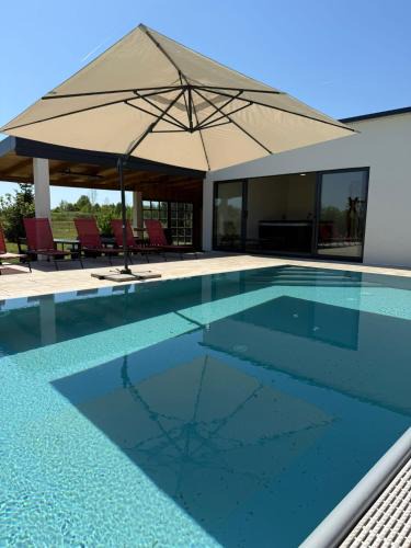 Karlovac Apartment | House on the river