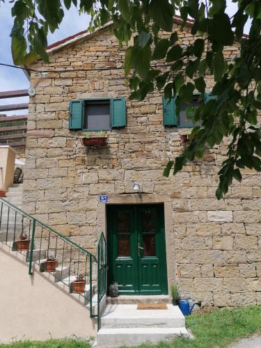 Sovinjska Brda Apartment | House Suzana