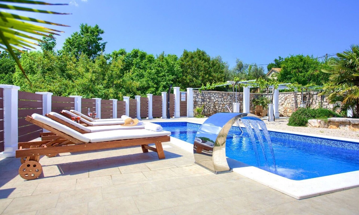 Polje House | House Villa Bodulova: (112121-K1) - Silo - island Krk