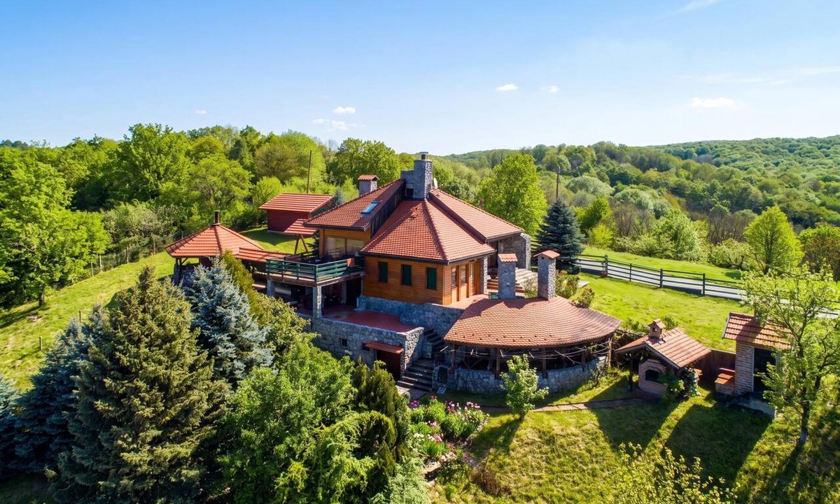 Velika Pisanica House | Hunting Lodge Zagorje Hills Retreat, Ribnjačka, Croatia