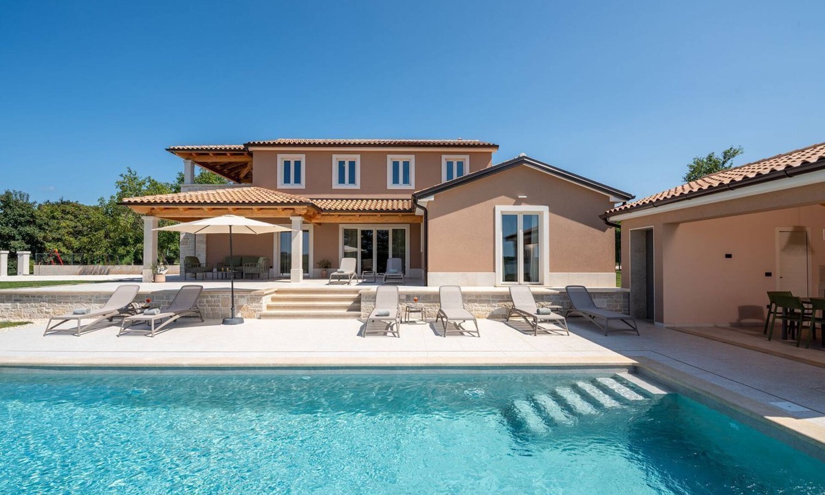 Beram House | Impressive villa with panoramic views, private pool, table tennis, table football, playground, baby cot