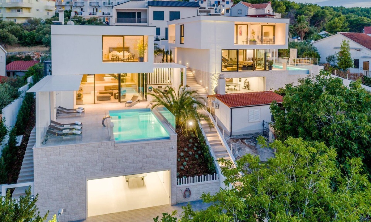 Sutivan House | in Sutivan mit Privatem Pool by Interhome