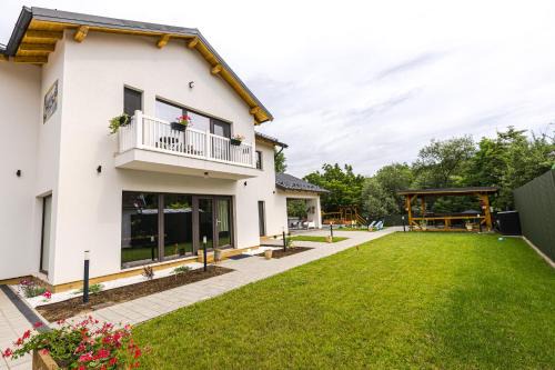 Turda House | IoanaGuestHouse