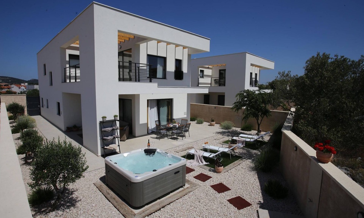 Jezera Villa | Jezera Island Hideaway in Adriatic Sea