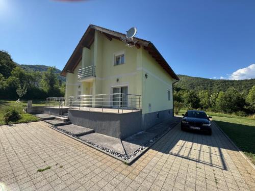 Trnovac House | Kuća za odmor NIMA