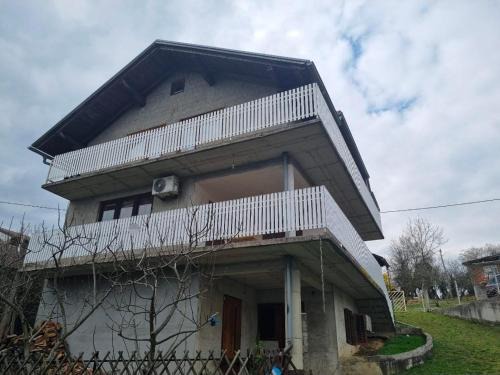 Mace Ski Chalet | Kuća za zabavu ili odmor-Pegas