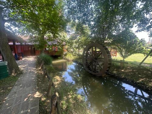 Rakari Cabin | Kumova vodenica