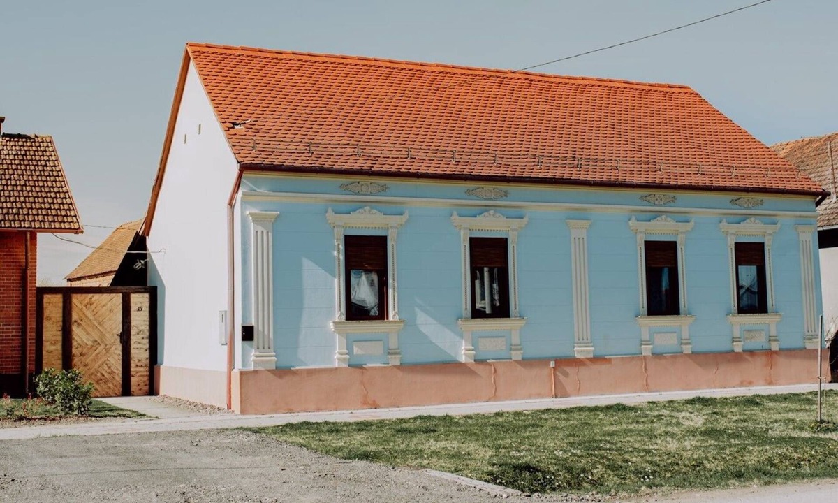 Zupanja House | Kuzmanovi Dvori in Stitar