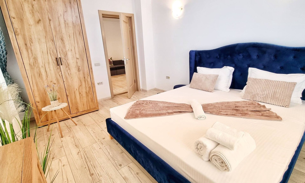 Eforie Nord Apartment | Kyd House Studiouri si apartamente la 100 de m de plaja Debarcader