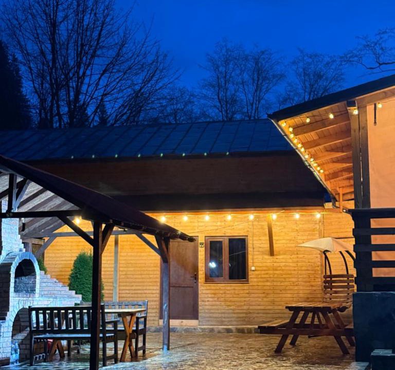 Cheia House | La Canton Cheia