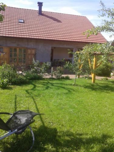 Plaski House | Latin