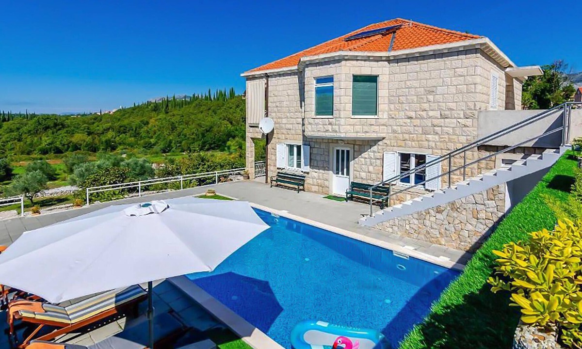 Popovici Apartment | Lovely apartment in Cilipi with private swimming pool, can be inside or outside