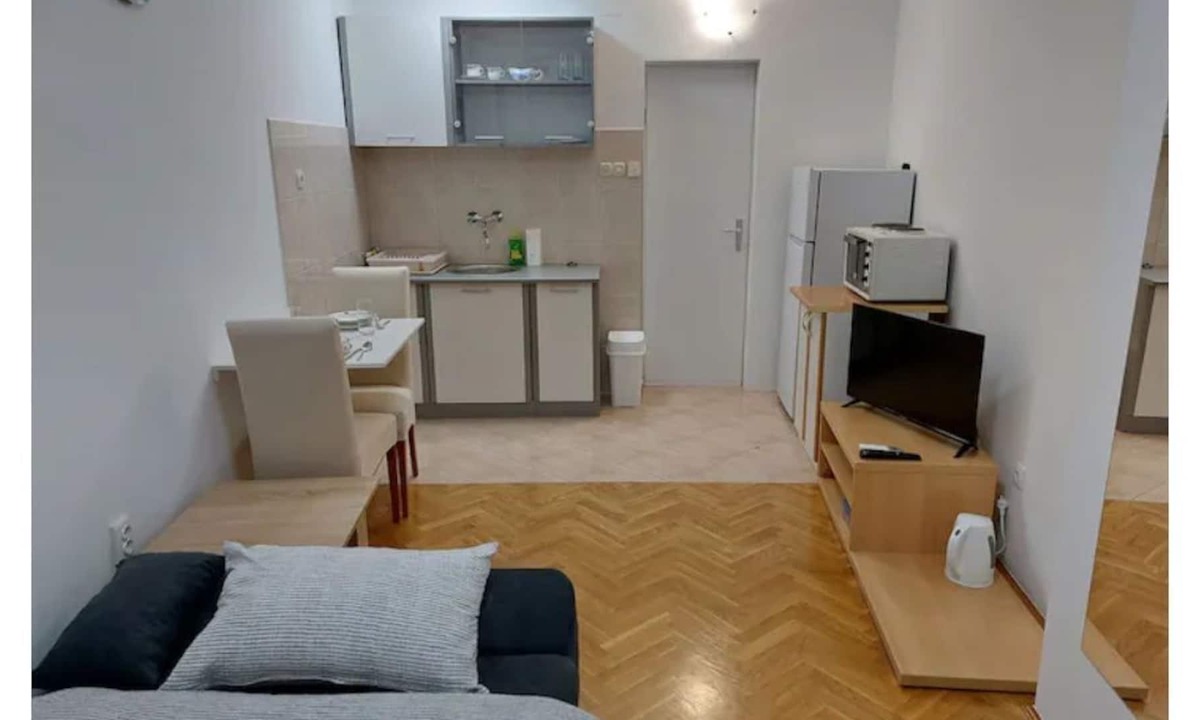 Sesvete House | Lovely studio in Dubec