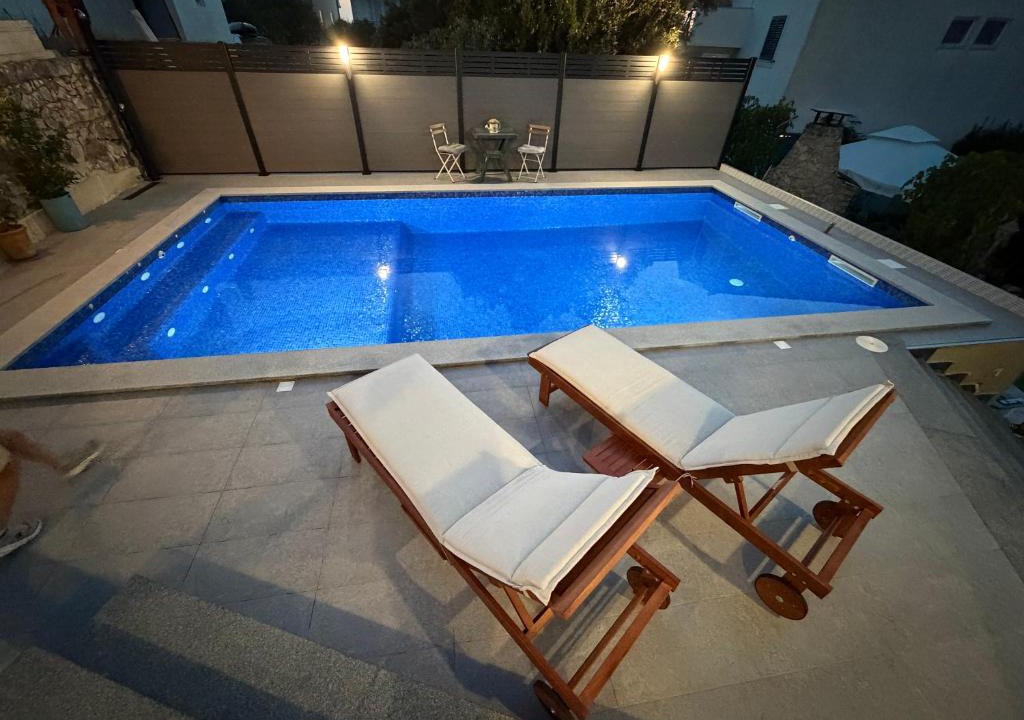 Razanj Apartment | Lucija Apartmani with Pool