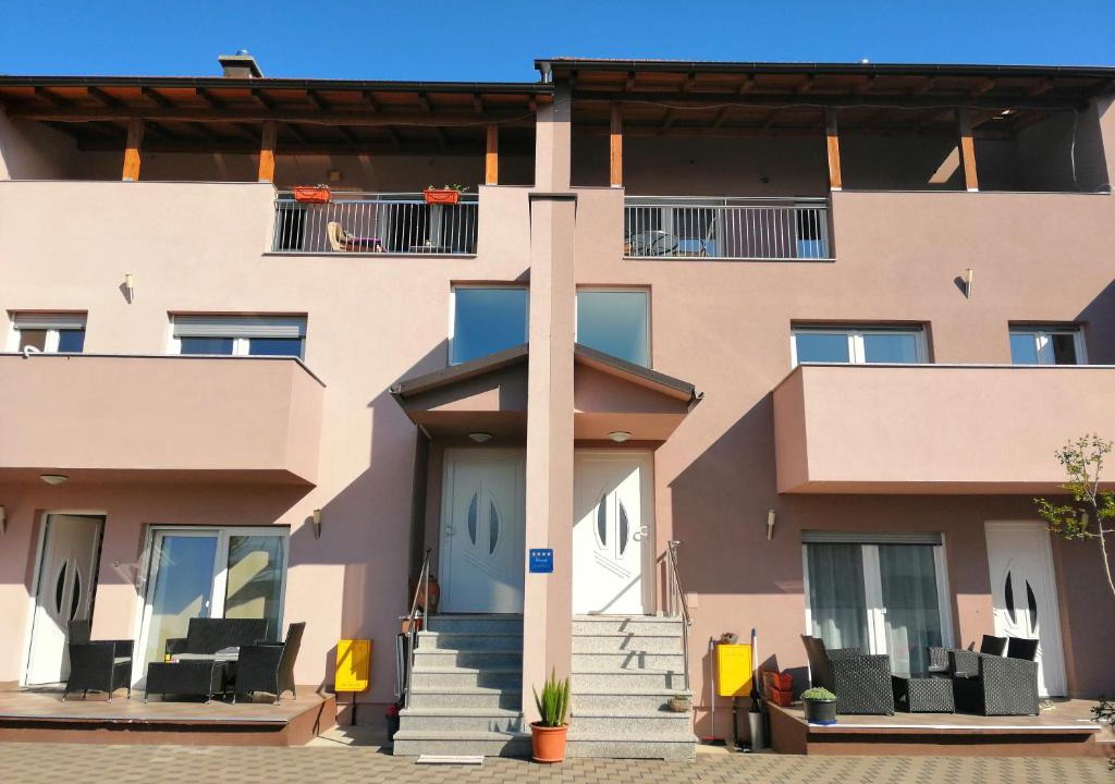 Sesvete Apartment | Luka