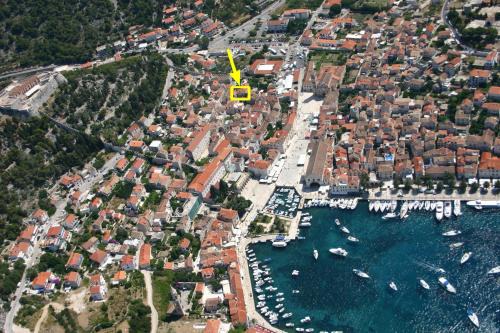Hvar Old Town Apartment | LUXOR Hvar - Main Square Apartments