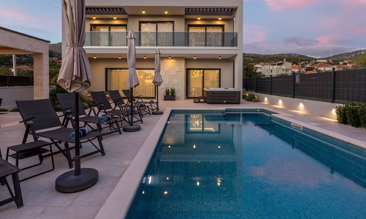 Marina Villa | Luxorious 5 stars holiday villa Elegance - EOS CROATIA