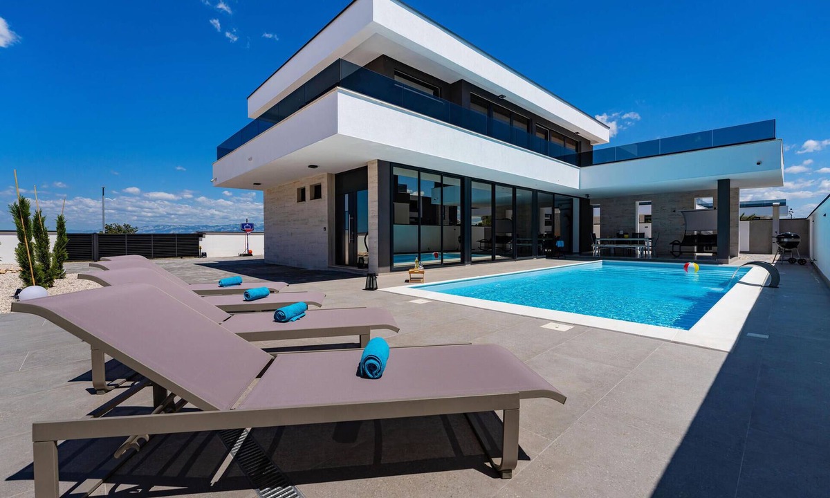 Zemunik Donji House | Luxurious home in Zemunik Gornji