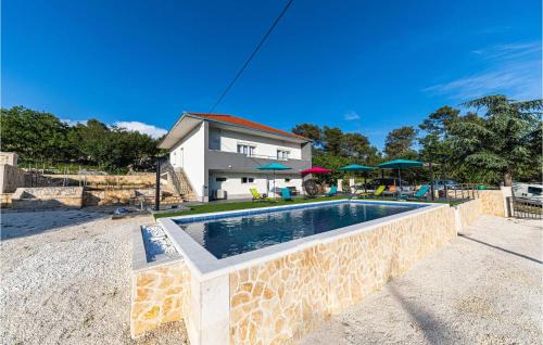 Labin House | Luxurious Home In Prgomet