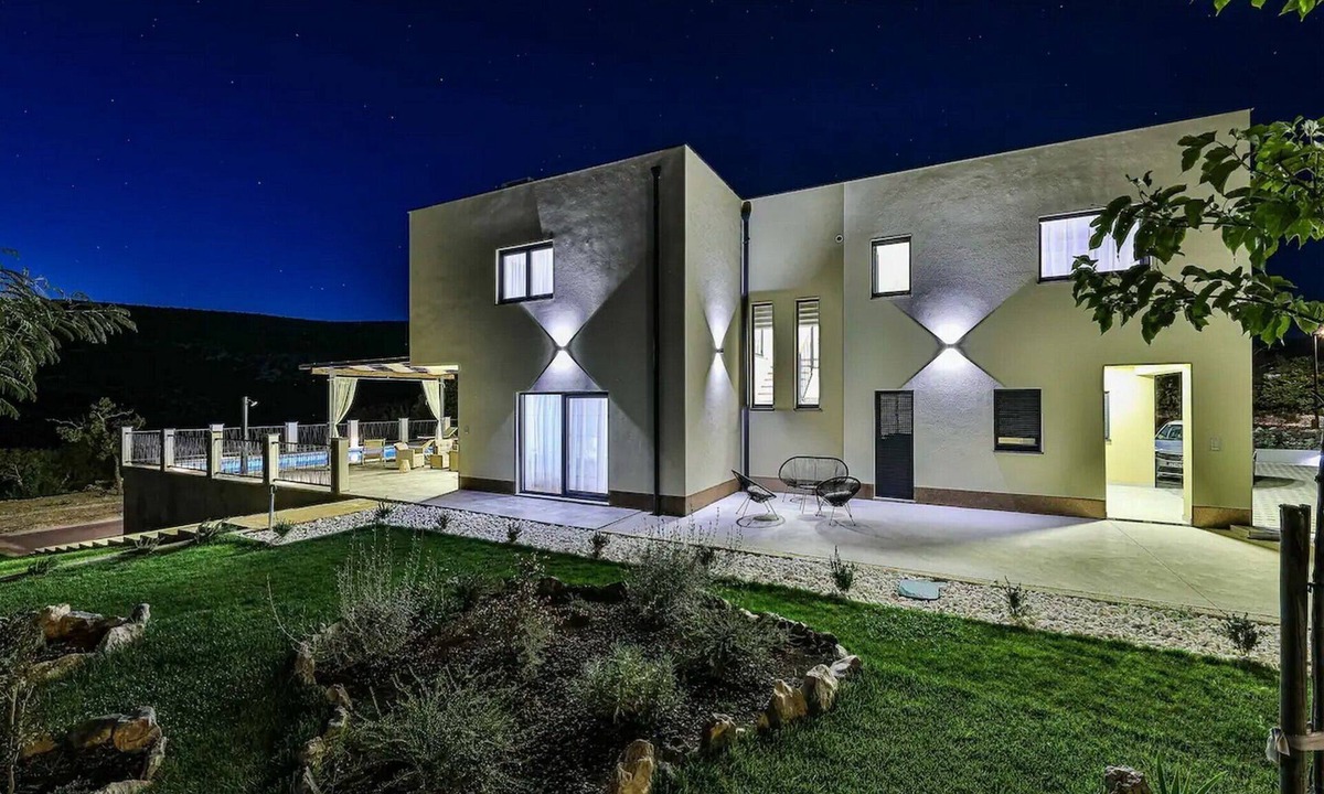Primorski Dolac Villa | Luxurious Sanctuary Villa Primorski Dolac with Pool - Three Bedroom Villa with Pool