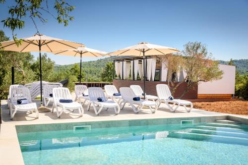 Tisno House | Luxury and Cosy Little House Ivinj 1