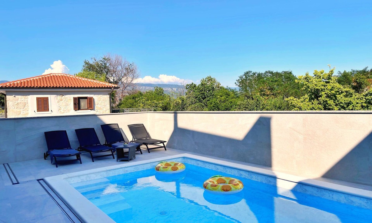Silo Apartment | Luxury Apartment Bonum - modern, luxury, private swimming pool, terrace, air conditioning, private parking, washing machine